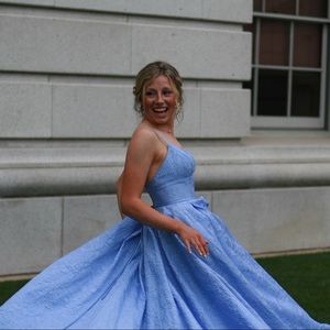 Beautiful Periwinkle Sherri Hill prom dress! Size 0